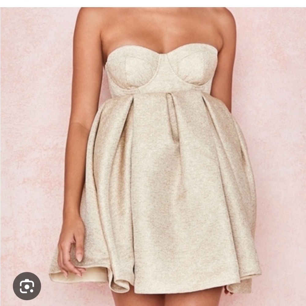 New house of CB dress, worn to take pictures ones